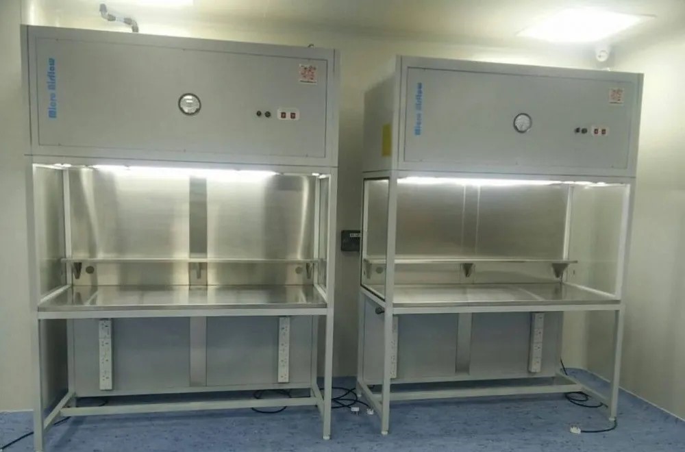 Horizontal & Vertical Laminar Air Flow (LAF)
