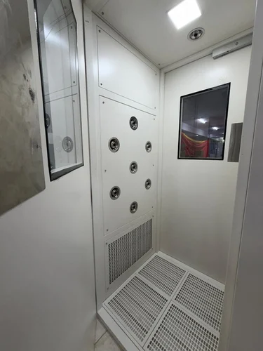 Air Shower Clean Room